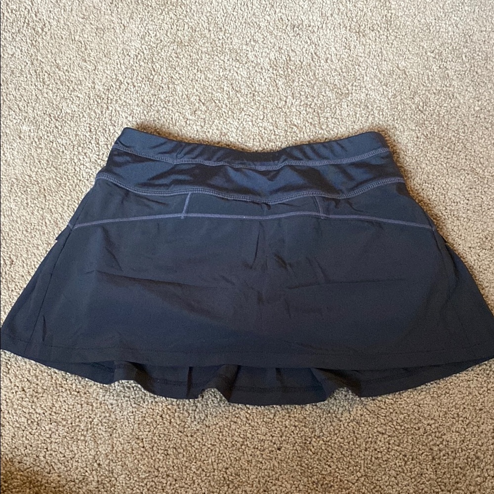 Athleta Women's Skirt in Black